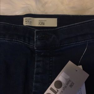 Joni jeans